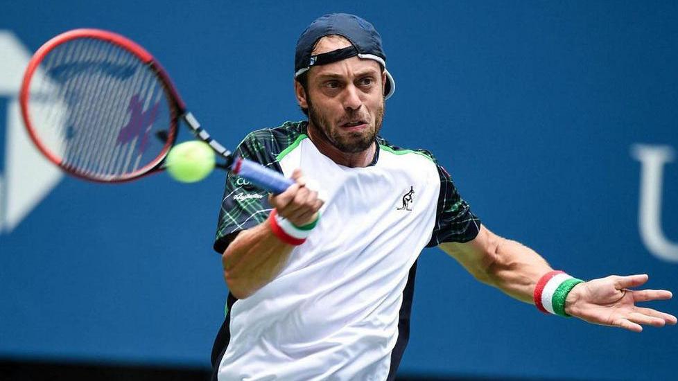 Paolo Lorenzi nel motore di un Tennis Italia a mille