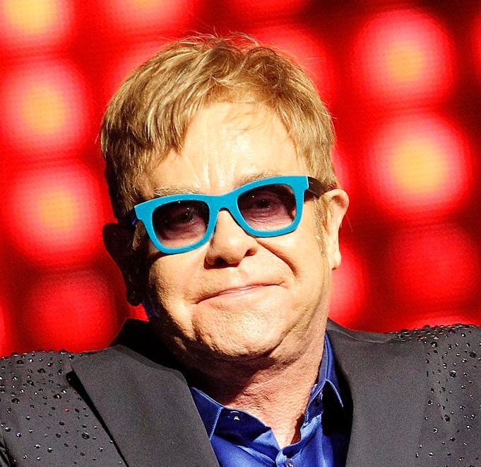 E Mantova lancia lo spettacolo con Elton John