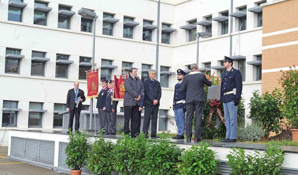 La nuova questura battezzata in ricordo dei poliziotti caduti 