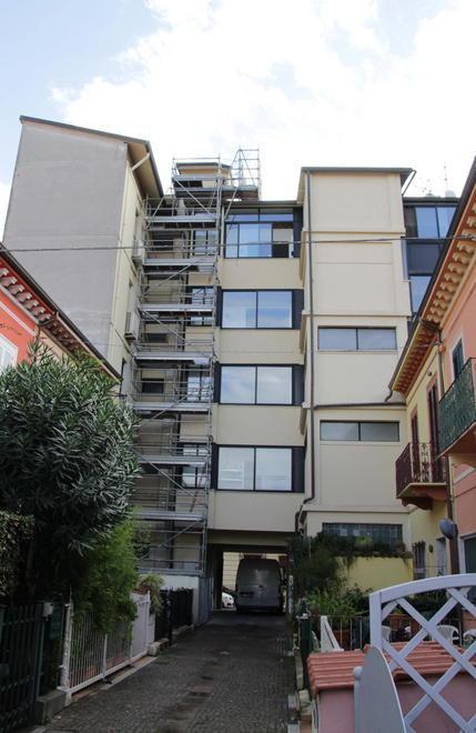 Via Matteotti si mobilita contro il nuovo ripetitore 