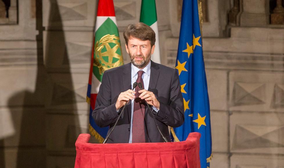 E Franceschini si scusò sui cappellacci, Mattarella testimone