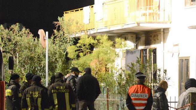 La porta era chiusa a chiave e la donna non indossava gioielli