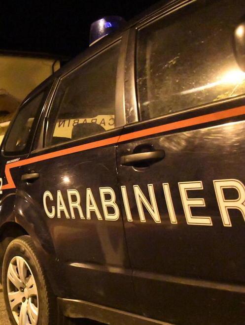 Era agli arresti domiciliari lo hanno rintracciato a Pisa