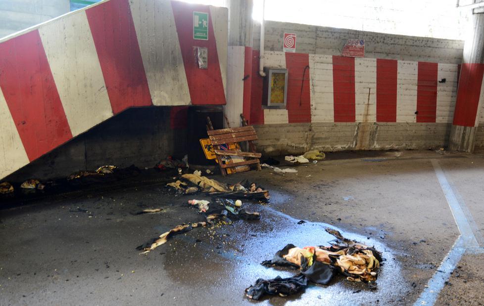 A fuoco il rifugio di un senzatetto 