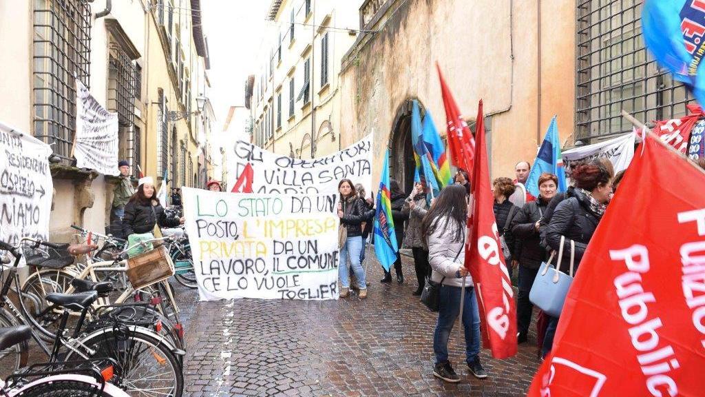 I lavoratori delle rsa in sciopero
