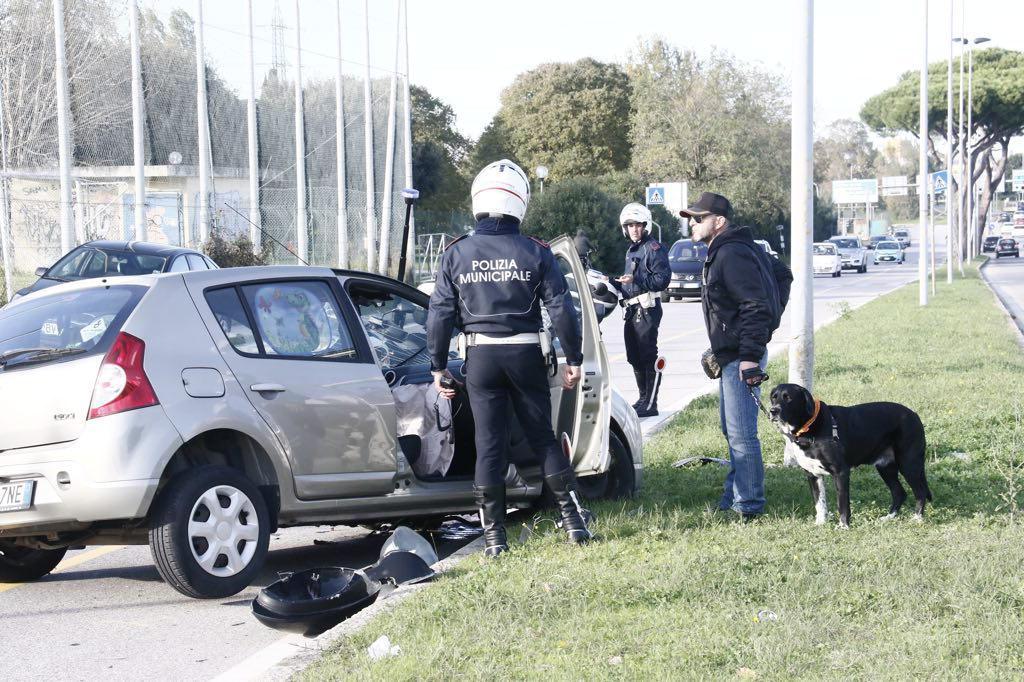 L'incidente in via Firenze (Marzi/Pentafoto)