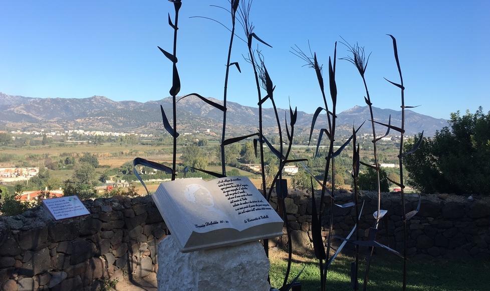 Sepoltura a Galtellì per il nipote paladino del Premio Nobel 