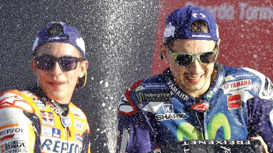 Lorenzo, addio con vittoria E Iannone finisce sul podio