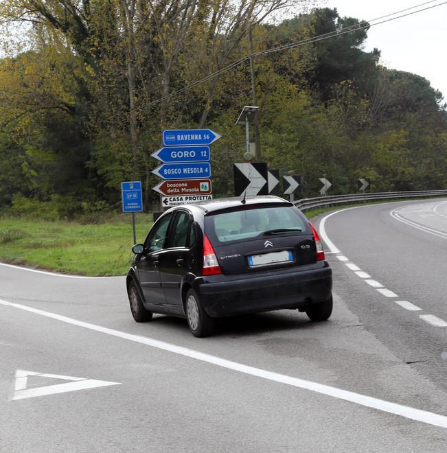 Incrocio pericoloso I cittadini chiedono interventi urgenti 