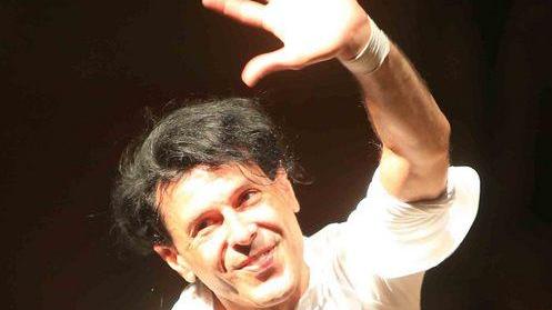 Ezio Bosso torna a casa per suonare “The 12th Room”