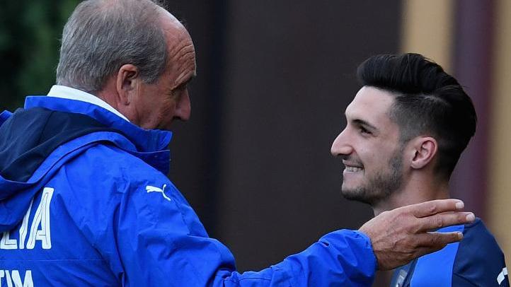 Politano, rinviato il debutto in azzurro