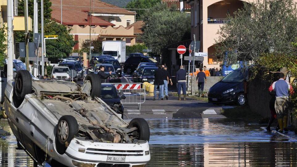 Un'immagine emblematica dell'alluvione del 2013 a Olbia