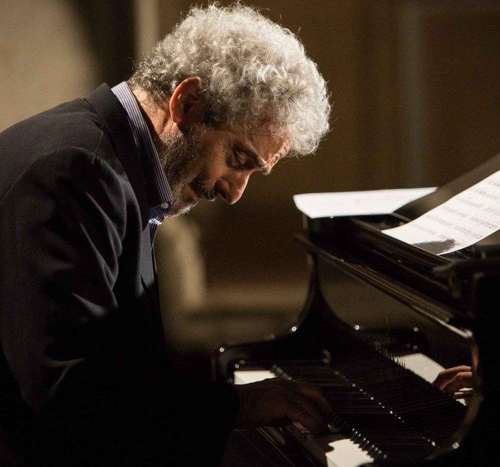 Grandi nomi della prosa e la vita in musica di Piovani 