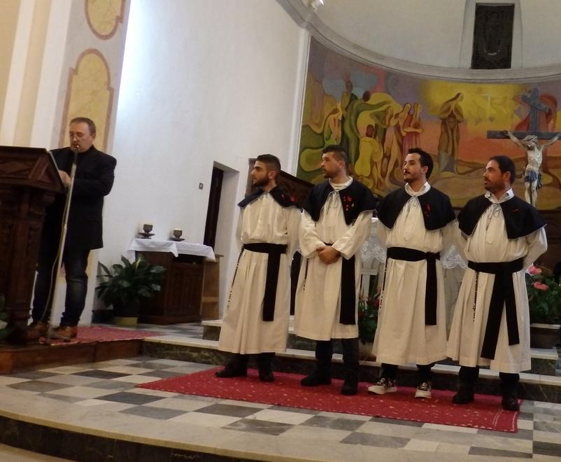 Musica sacra, folla nella parrocchiale