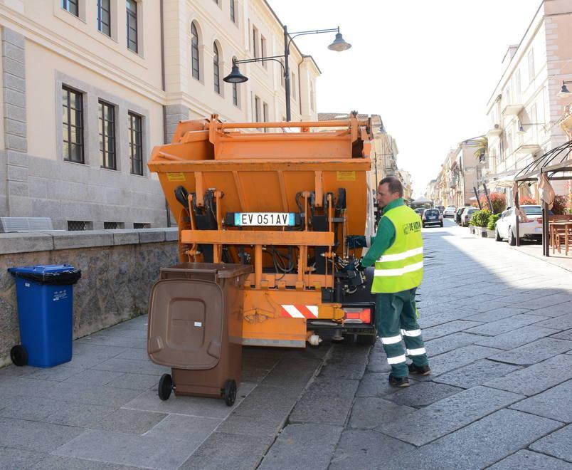 Rifiuti, le mosse di Nizzi: ecobox e strade più pulite 