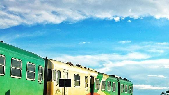 Disagi per i treni lumaca Il caso approda in Regione