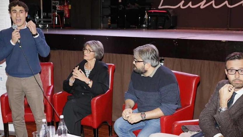 In 200 all’incontro per il Sì con la senatrice Finocchiaro