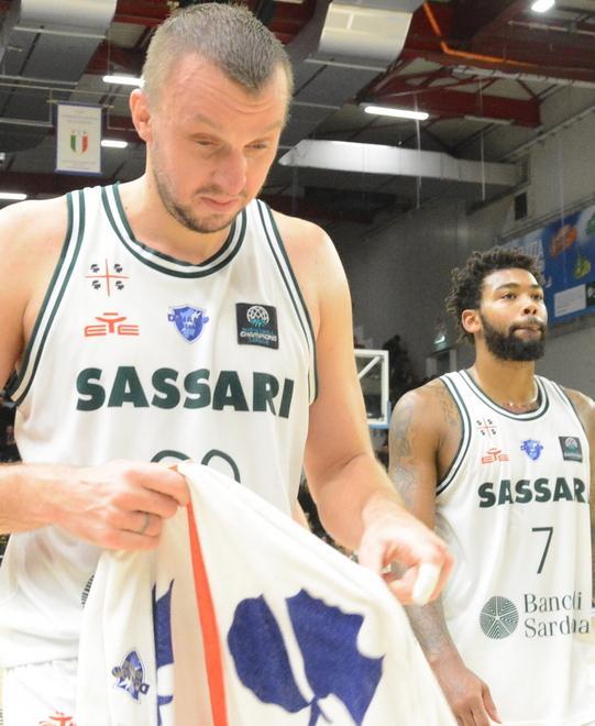 La Dinamo più bella scivola sul traguardo 