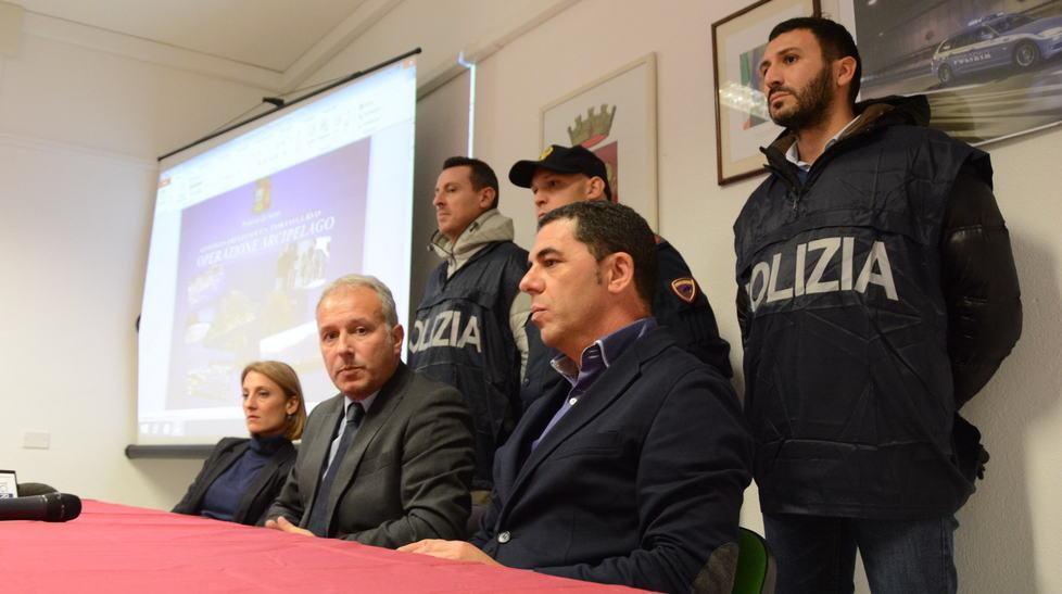 Coro di no all’interrogatorio gli spacciatori a bocca chiusa