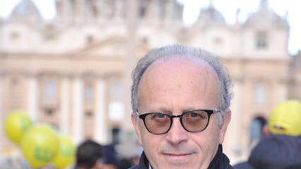 Fabrizio Galli in piazza San Pietro a Roma (Fotomania)