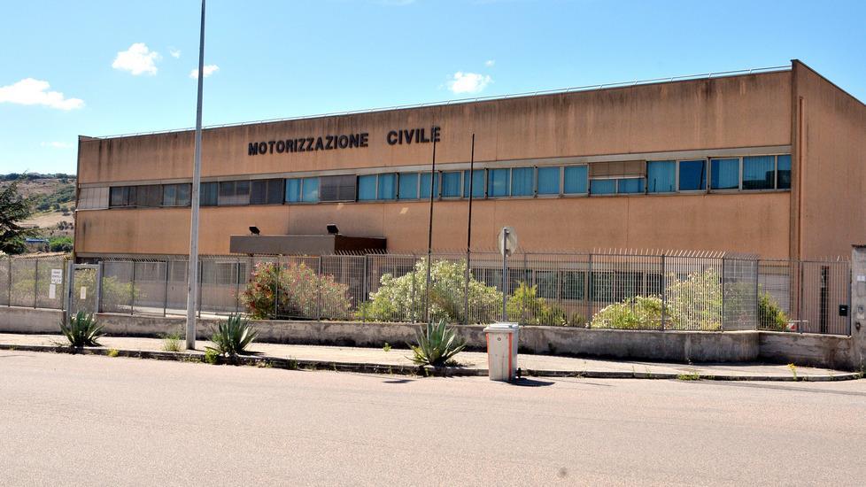 Intasca l’imposta “passaggi auto”: dovrà risarcire la Motorizzazione 