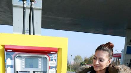 Assalto al distributore Esso per 400 euro