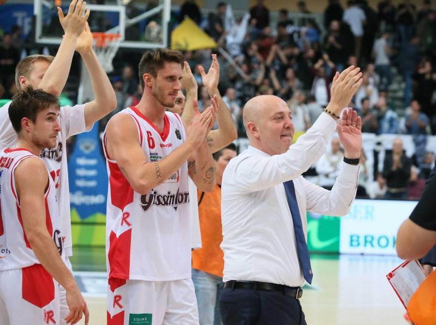 Pallacanestro Reggiana sempre di sera 