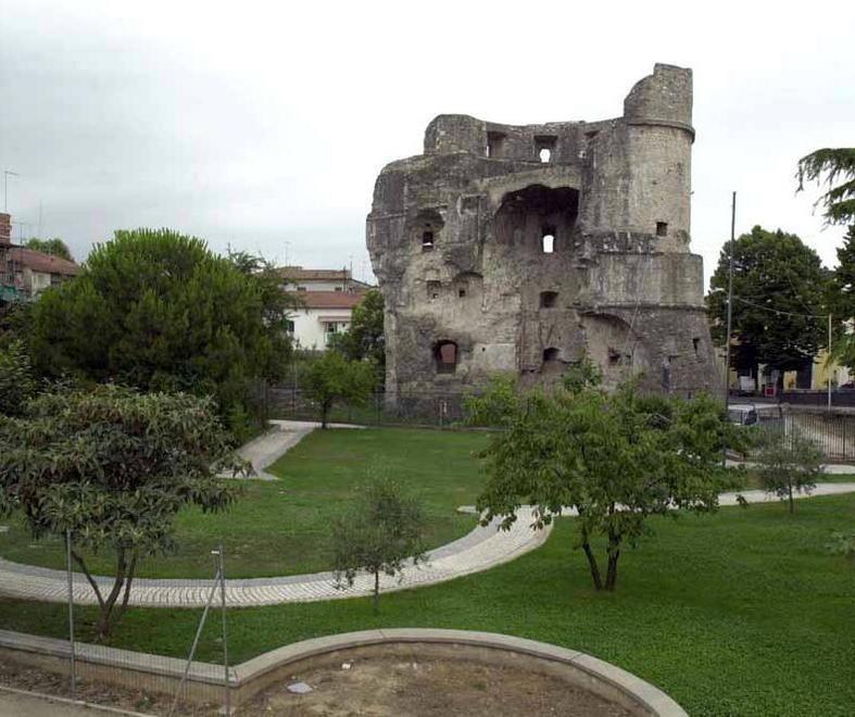 E Avenza ora lancia le prove di secessione  da Carrara