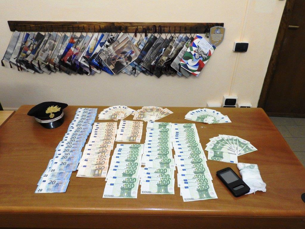 Scoperta coppia che aveva fatto acquisti con soldi falsi a Monsummano