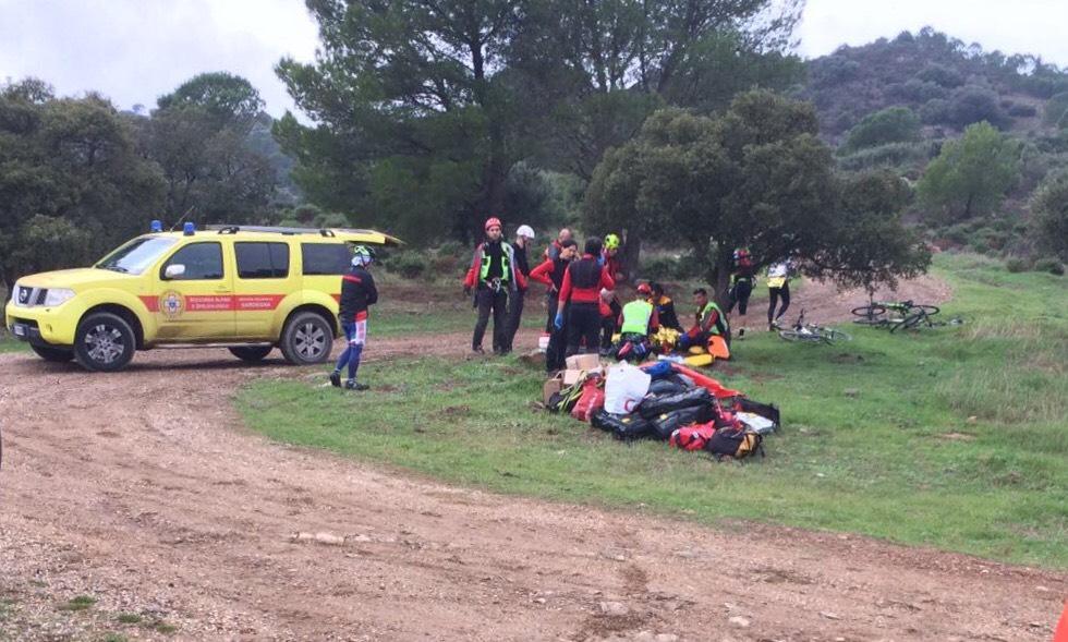 Villacidro, escursionista cade dalla bicicletta e si ferisce gravemente al volto