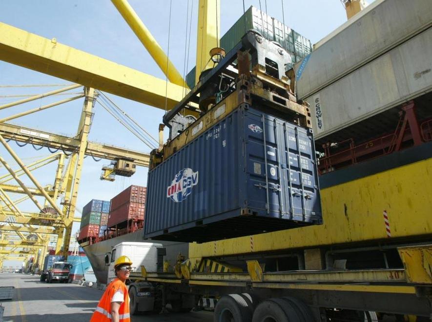 Il porto cresce, ecco i numeri 
