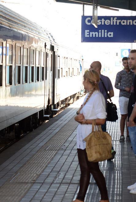 Venduti ai pendolari falsi abbonamenti per il treno