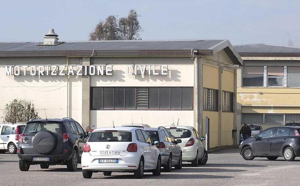 L’affitto è troppo caro, la Motorizzazione chiude 