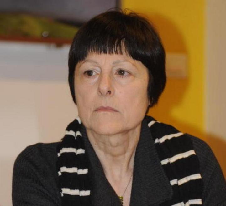 «Che imbarazzo... E che dicono della collezione Luzzetti?»