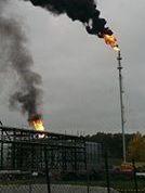 Illuminato pure il polo chimico Erano le torce di emergenza