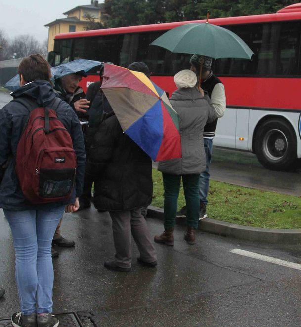 Studenti in ritardo per colpa di Seta? Non serve la giustifica 