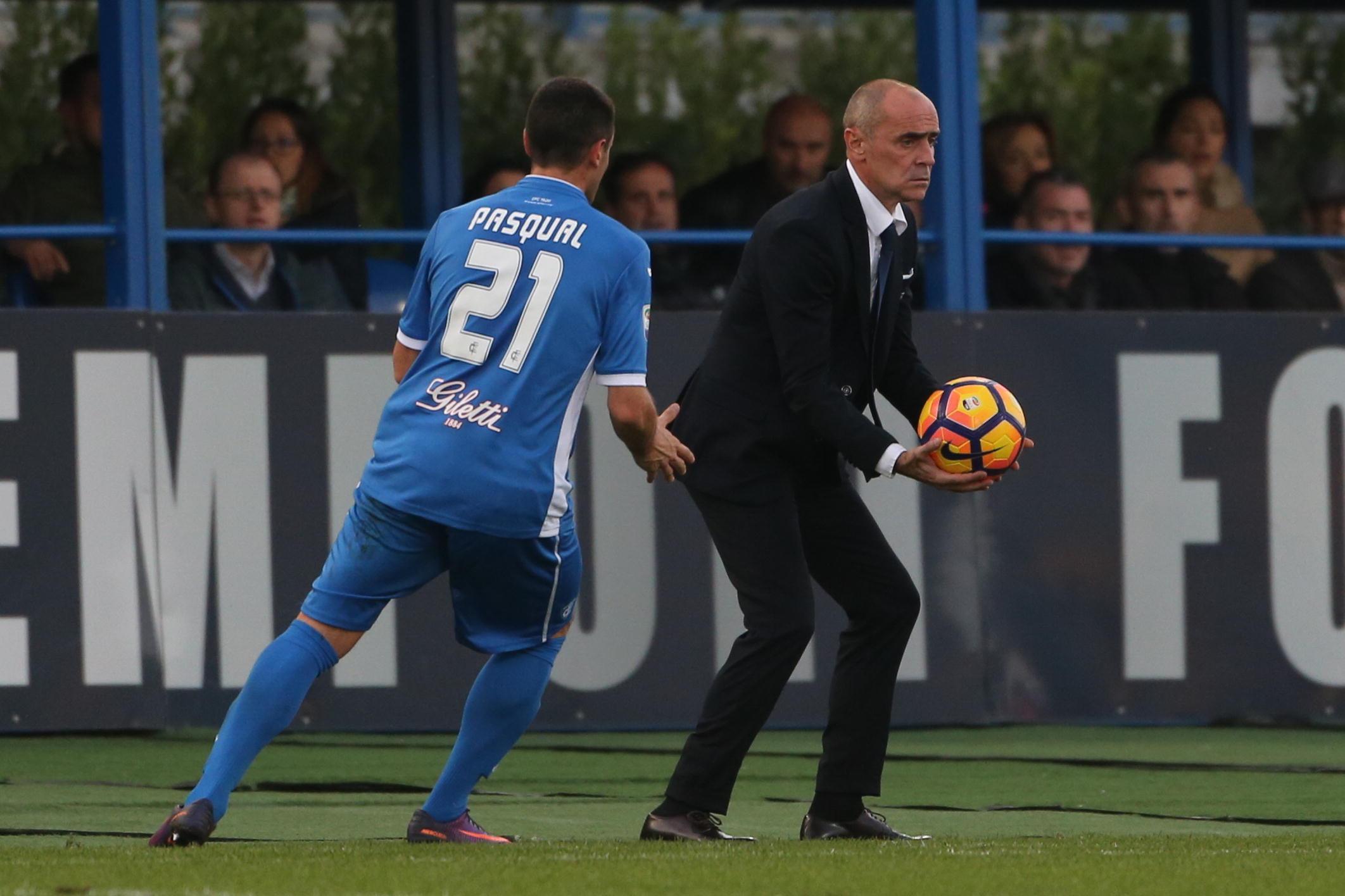 Giovanni Martusciello in panchina durante il derby (foto agenzia Massimo Sestini)
