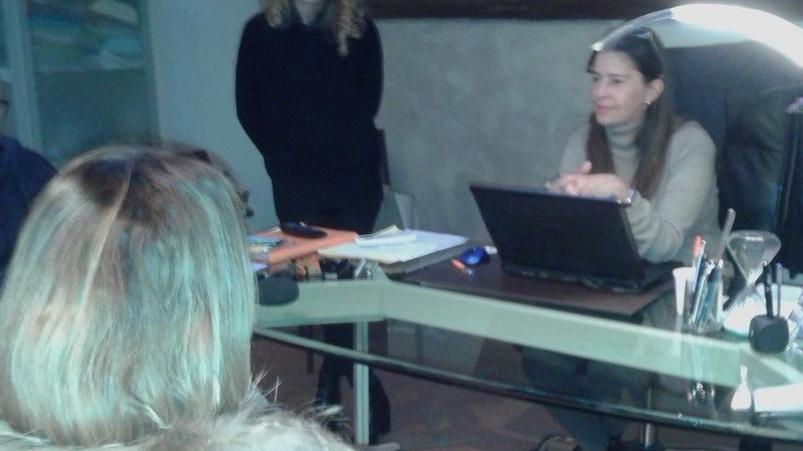 La madre: «Mia figlia è rimasta incosciente per una notte intera»