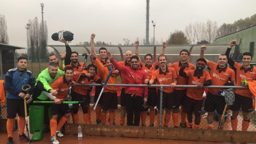 La squadra dell'Hockey Club Pistoia dopo il successo sul Grantorto Padova
