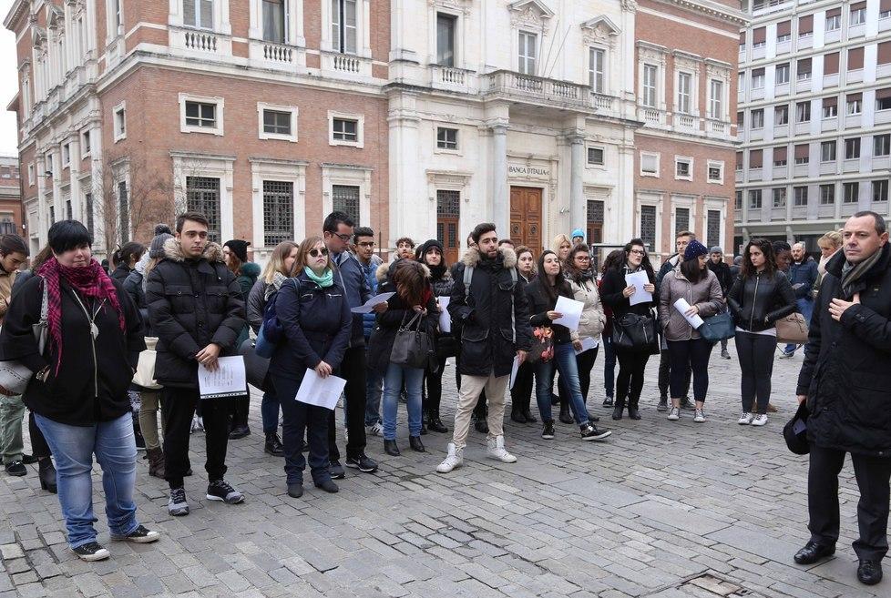 McDonald’s fa i colloqui all’aria aperta 