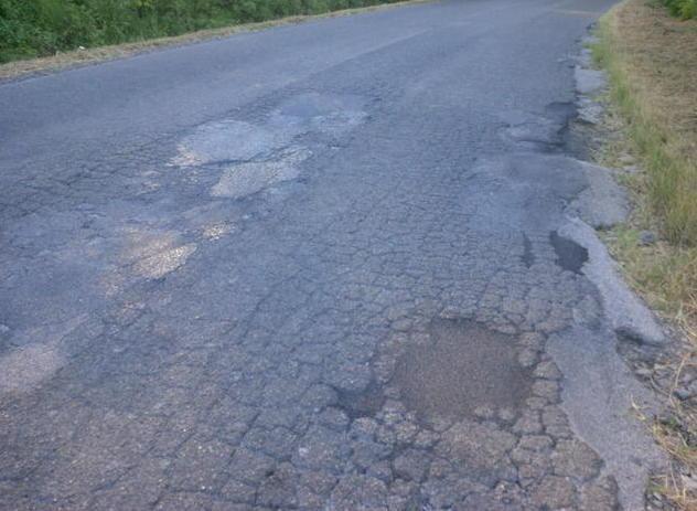 «Le strade sono lasciate in abbandono e sono pericolose»