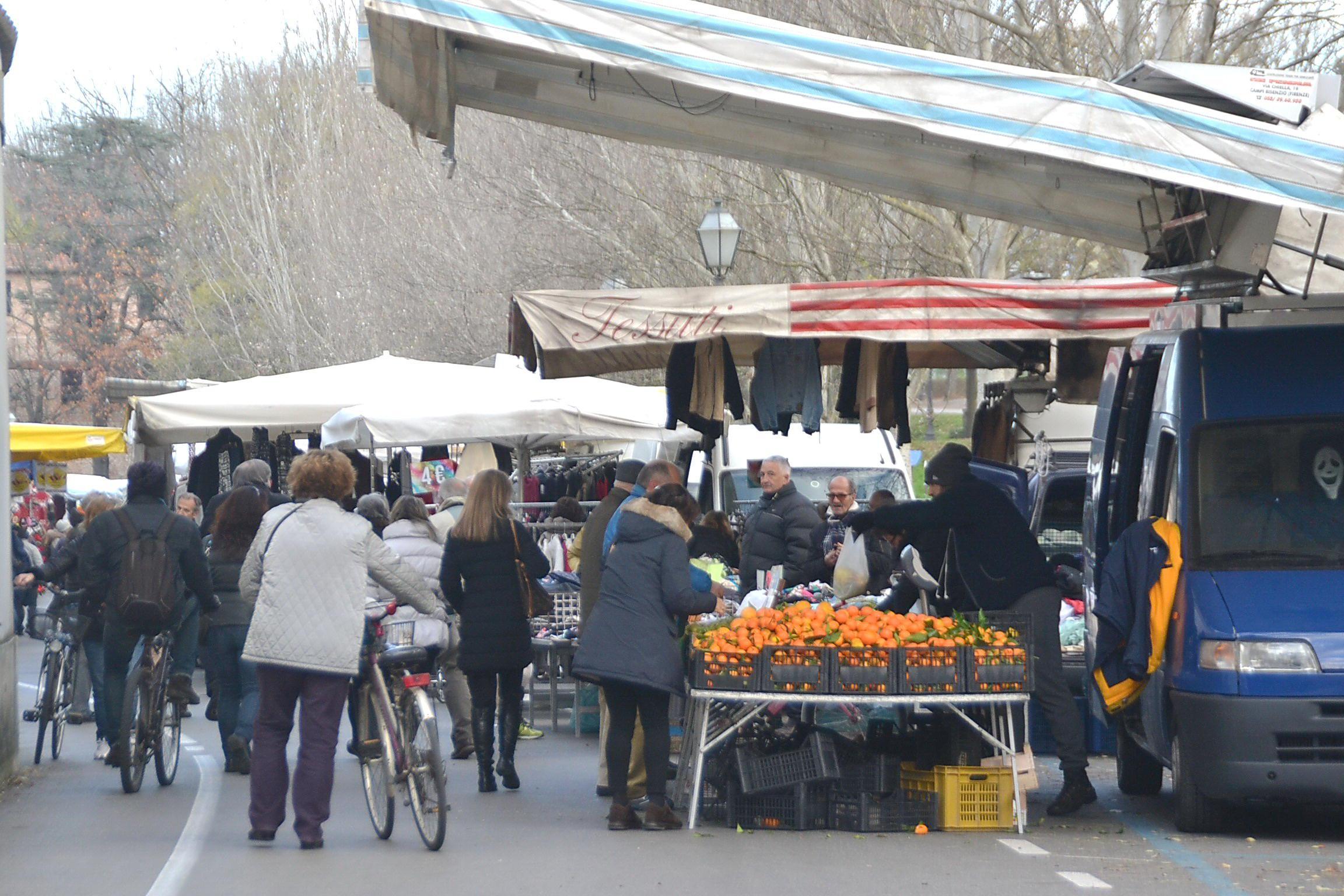 Il mercato ai Bacchettoni
