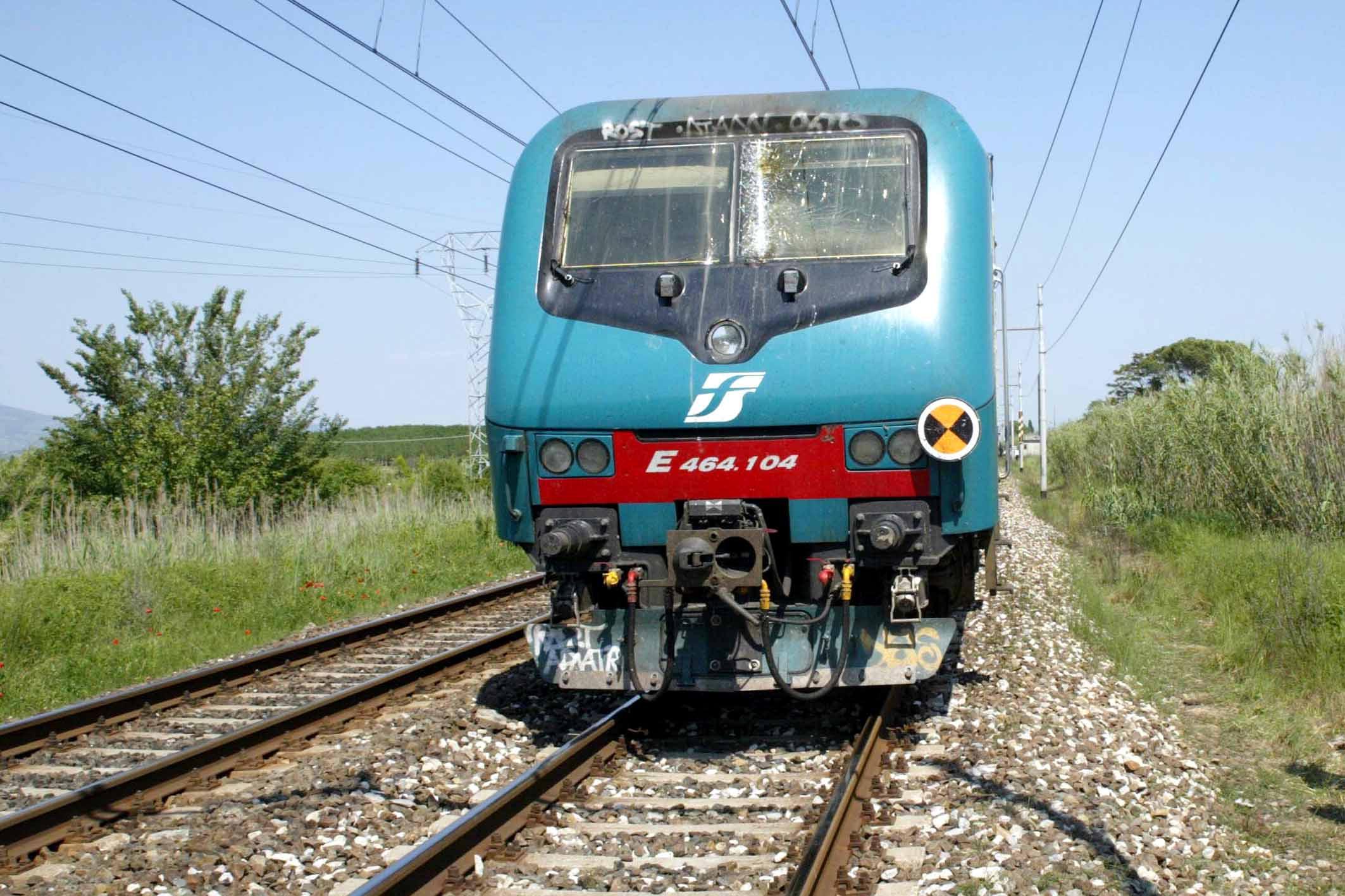 Cadavere lungo i binari, ritardi sulla linea Firenze-Empoli