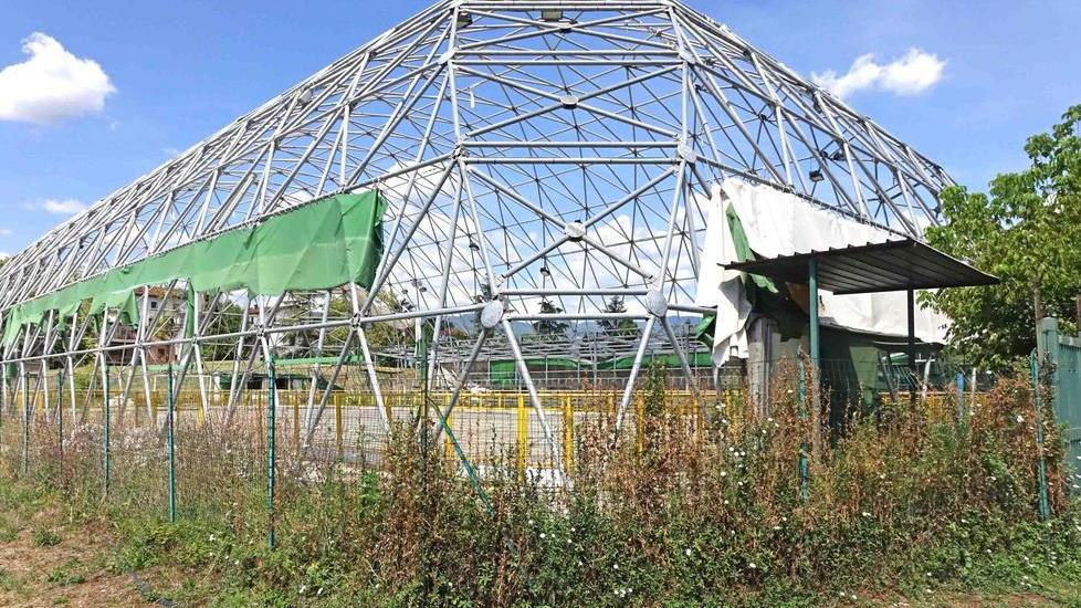 Assegnati i lavori per riparare il Pallone del pattinaggio