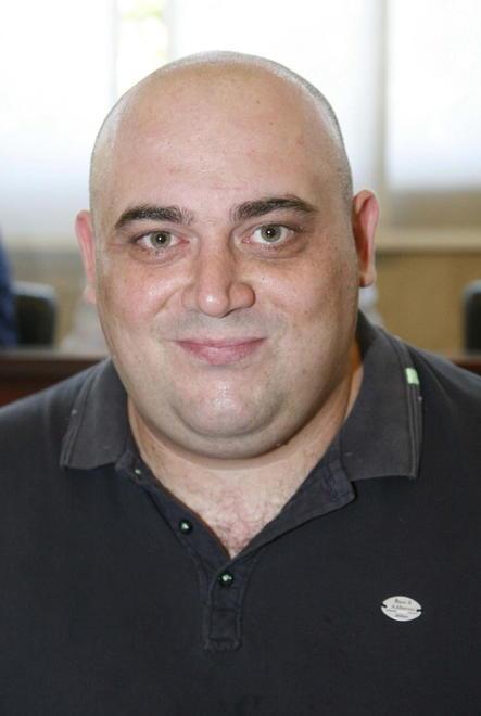 Troiso e Pasquinucci verso i banchi della opposizione