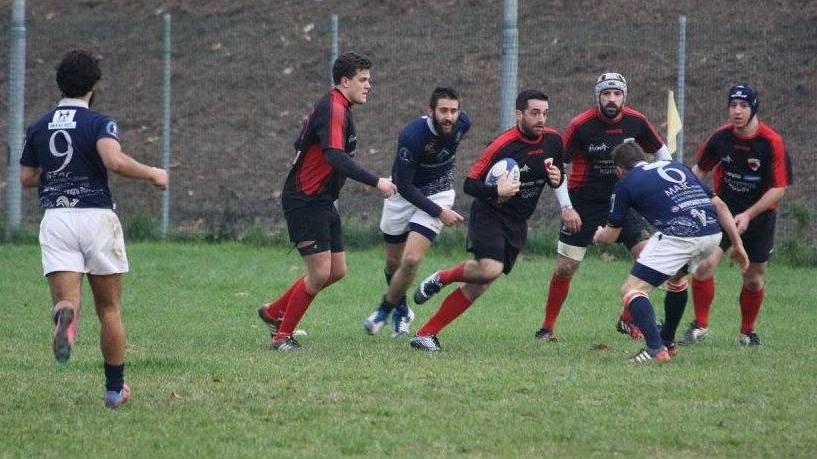 Il Rugby Lucca schianta Cortona Chiocca e Carignani super