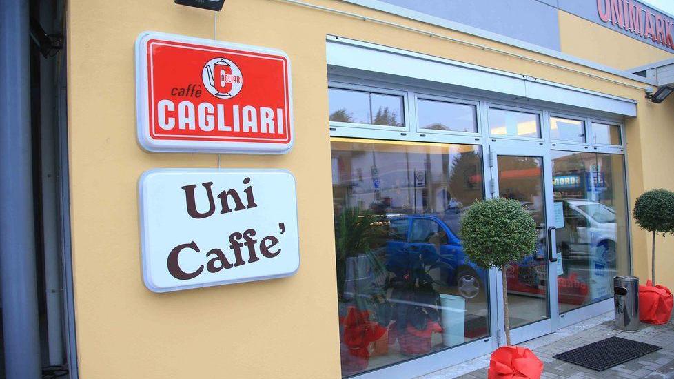 Spaccata anche al bar Unicaffè