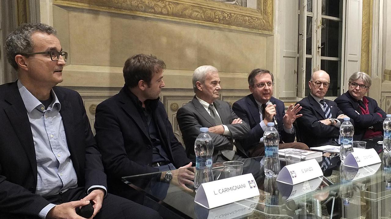 Tre vite per il calcio: Gigi Simoni si racconta alla sua Pisa