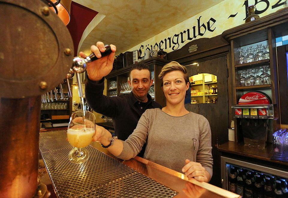 Pietro Nicastro e Monica Fantoni nella loro birreria di Limite sull’Arno