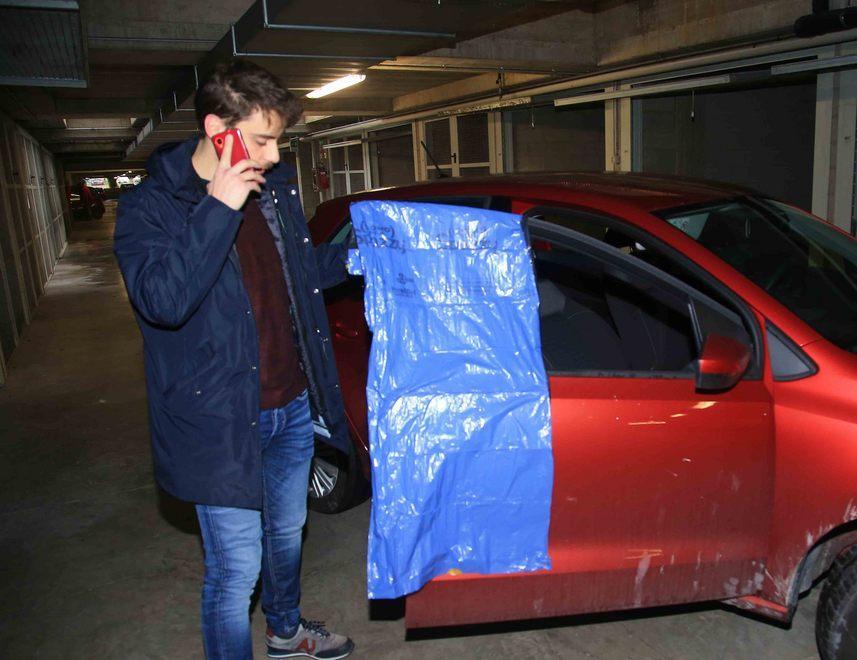 L’incubo dei garage, danneggiate 7 auto 